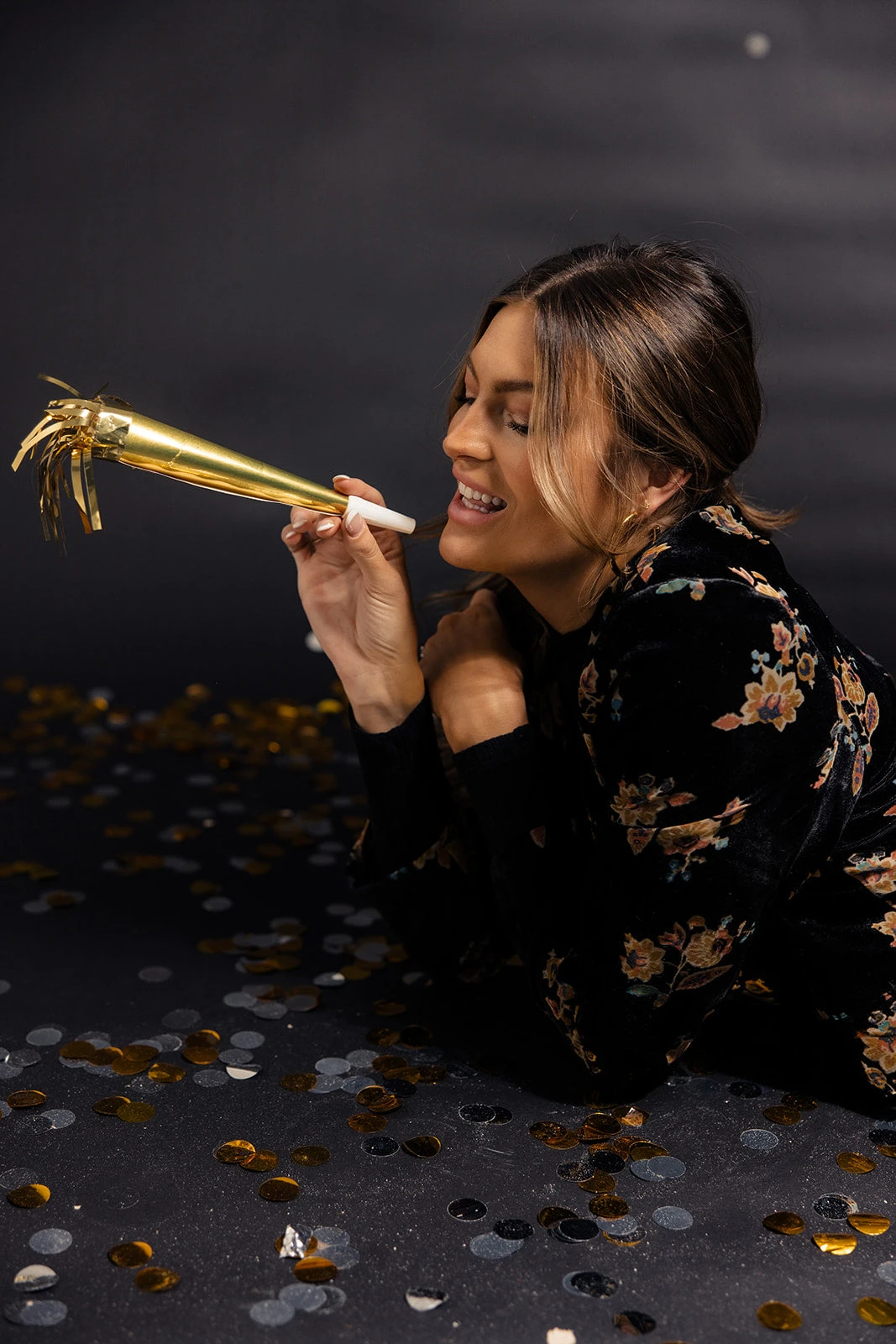 Crowd Of Thousands Floral Blazer - Image 3