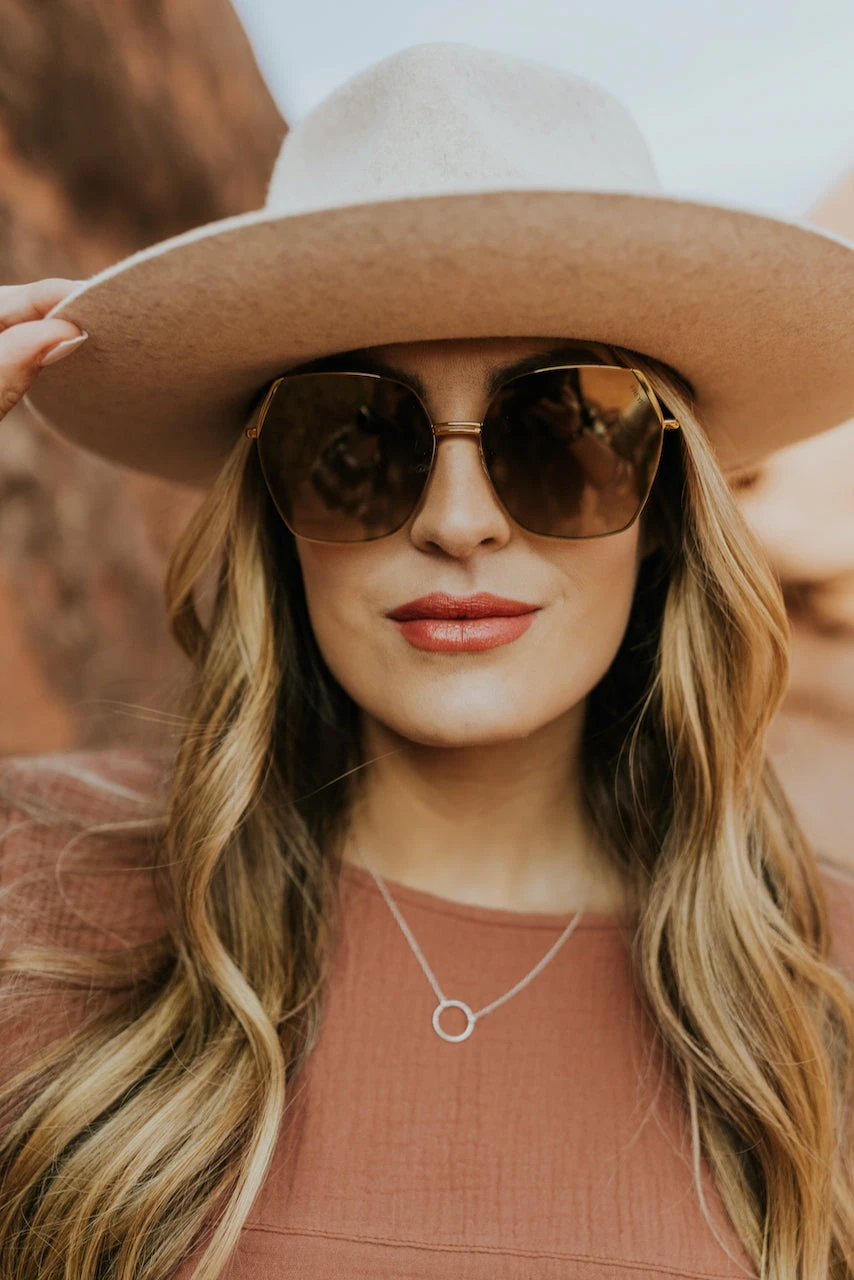 Chelsie Rectangular Sunglasses - Image 2