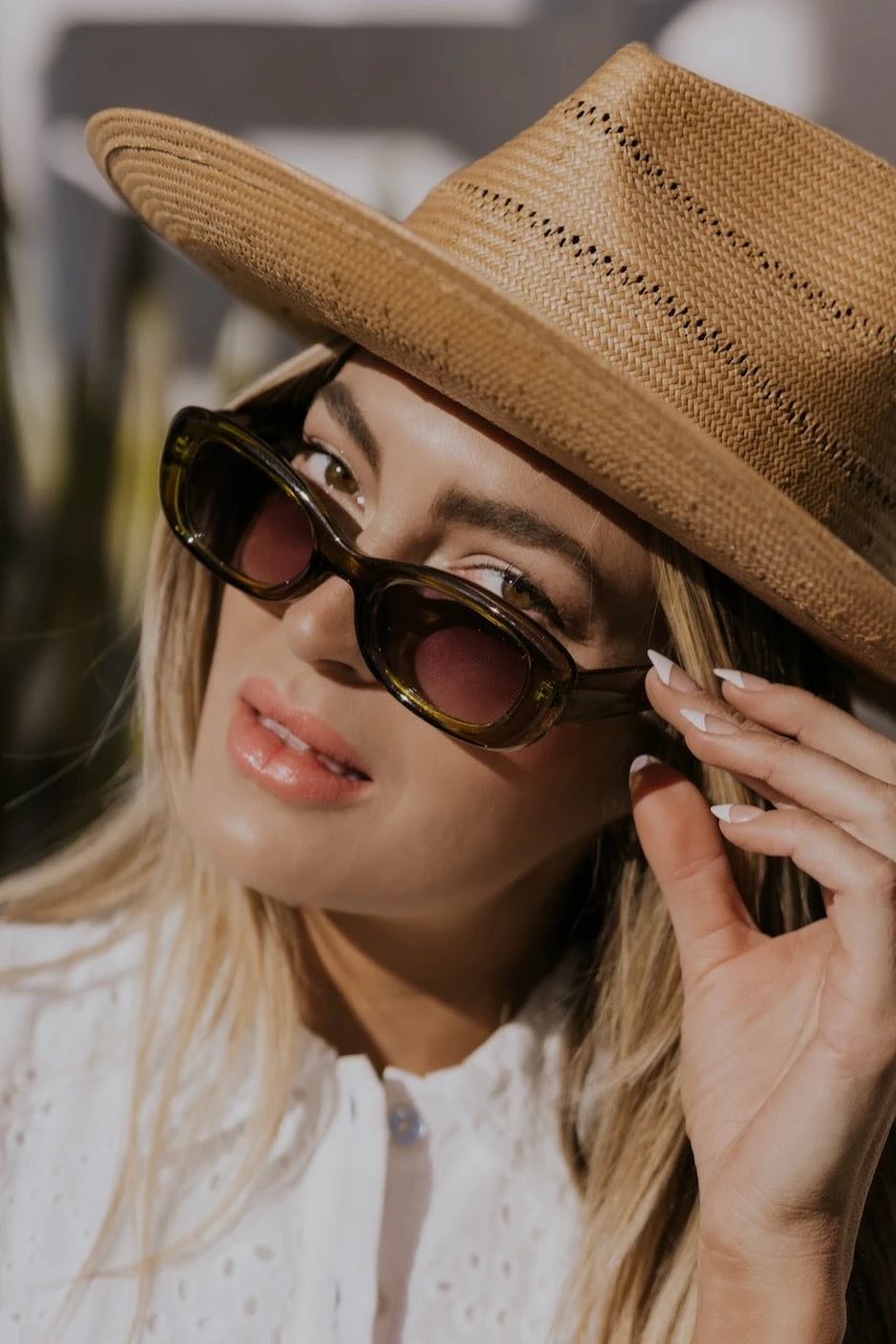 The Happier Sunglasses - Image 3