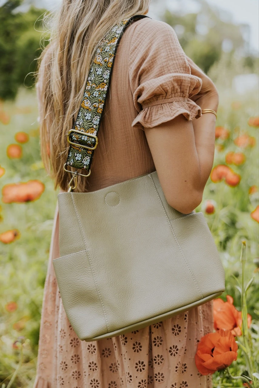 Kayleigh Side Pocket Bucket Bag - Image 3