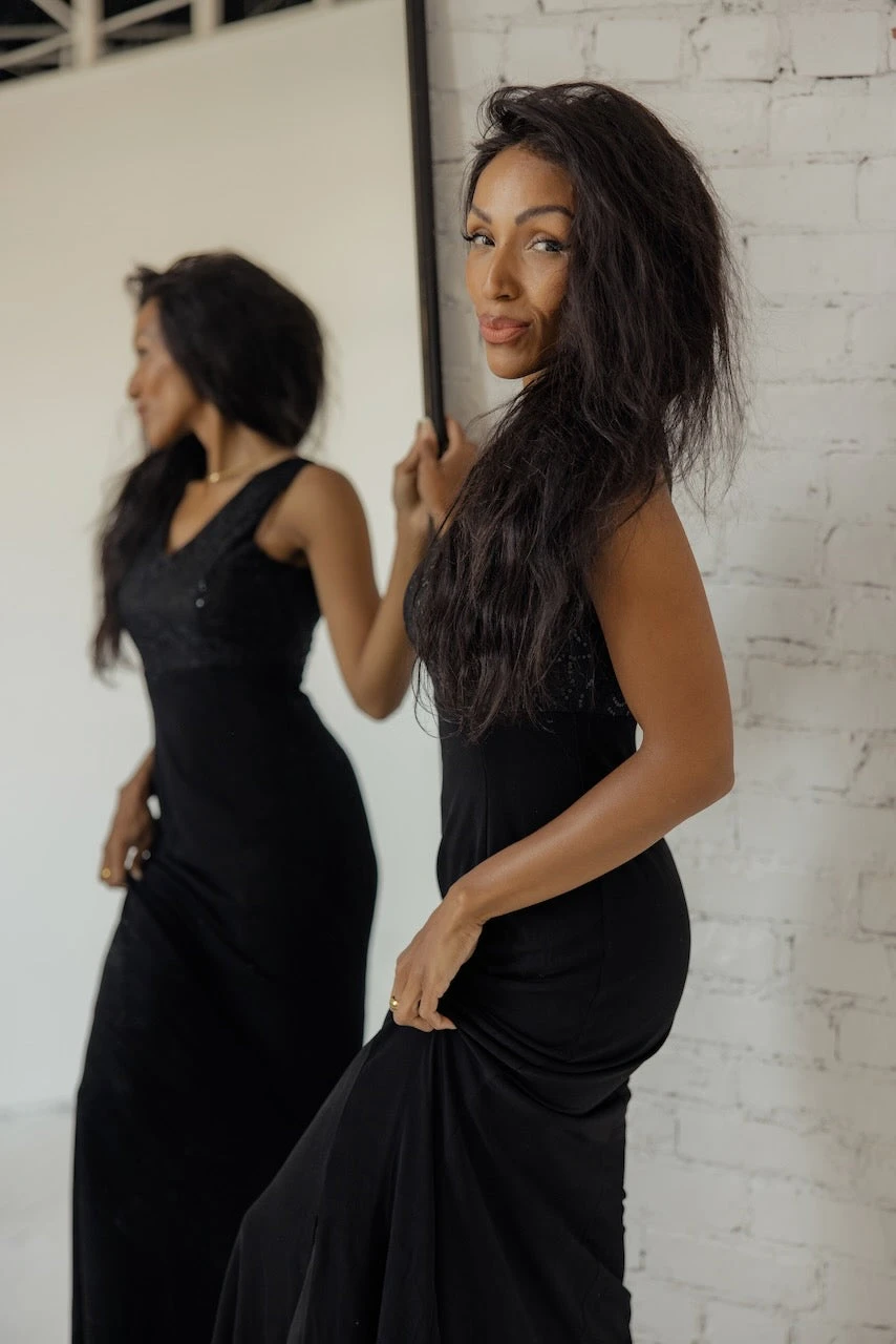 SALT Gala Timeless Sequin Detail Dress - Image 5