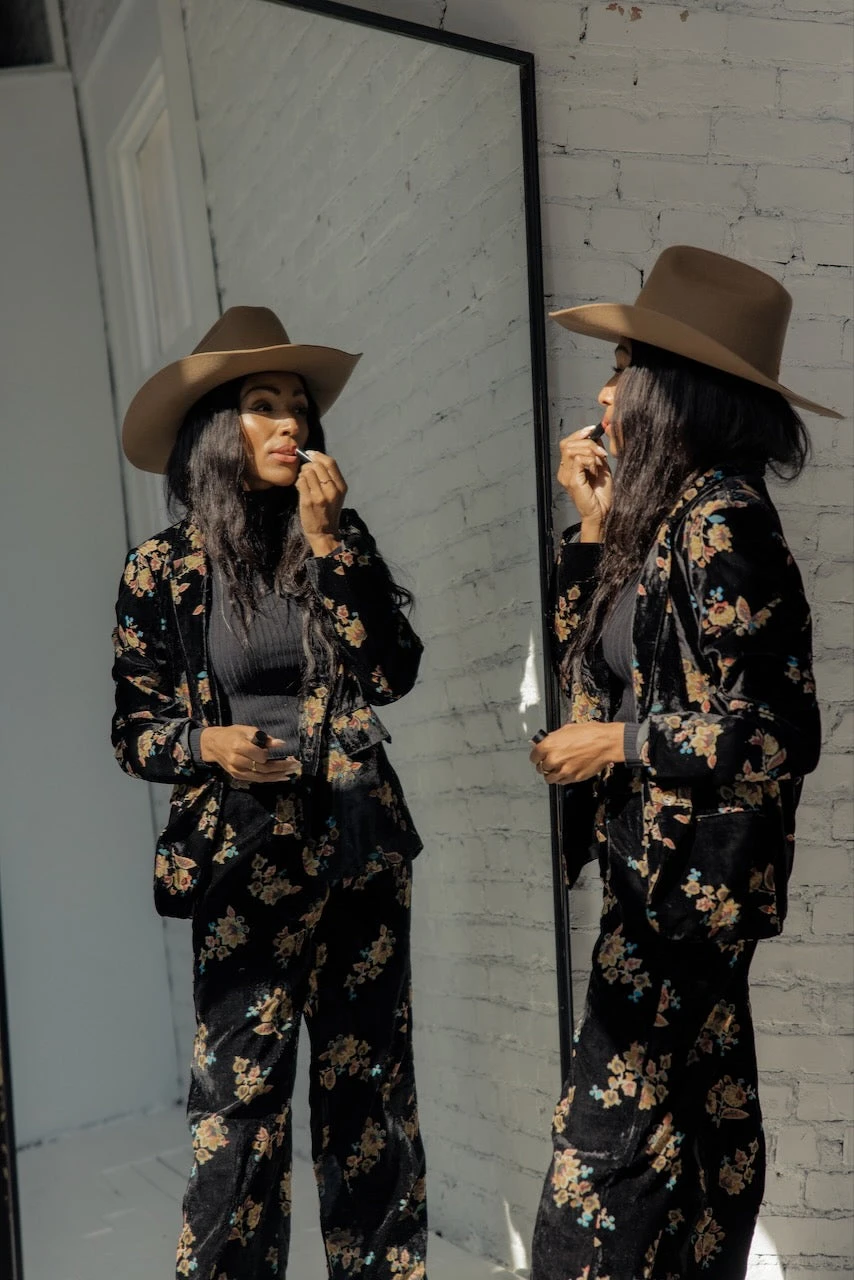 Crowd Of Thousands Floral Blazer - Image 12