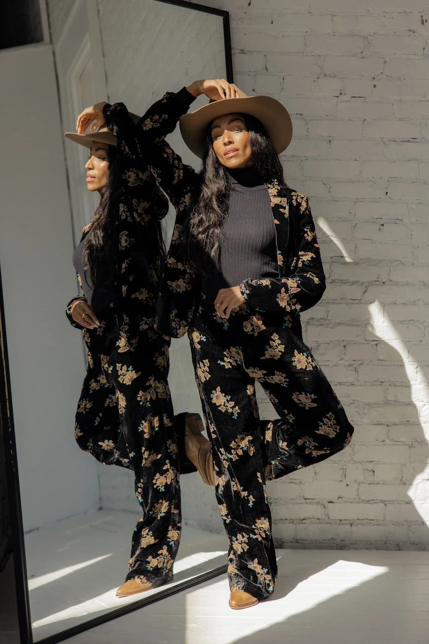 Crowd Of Thousands Floral Blazer - Image 4