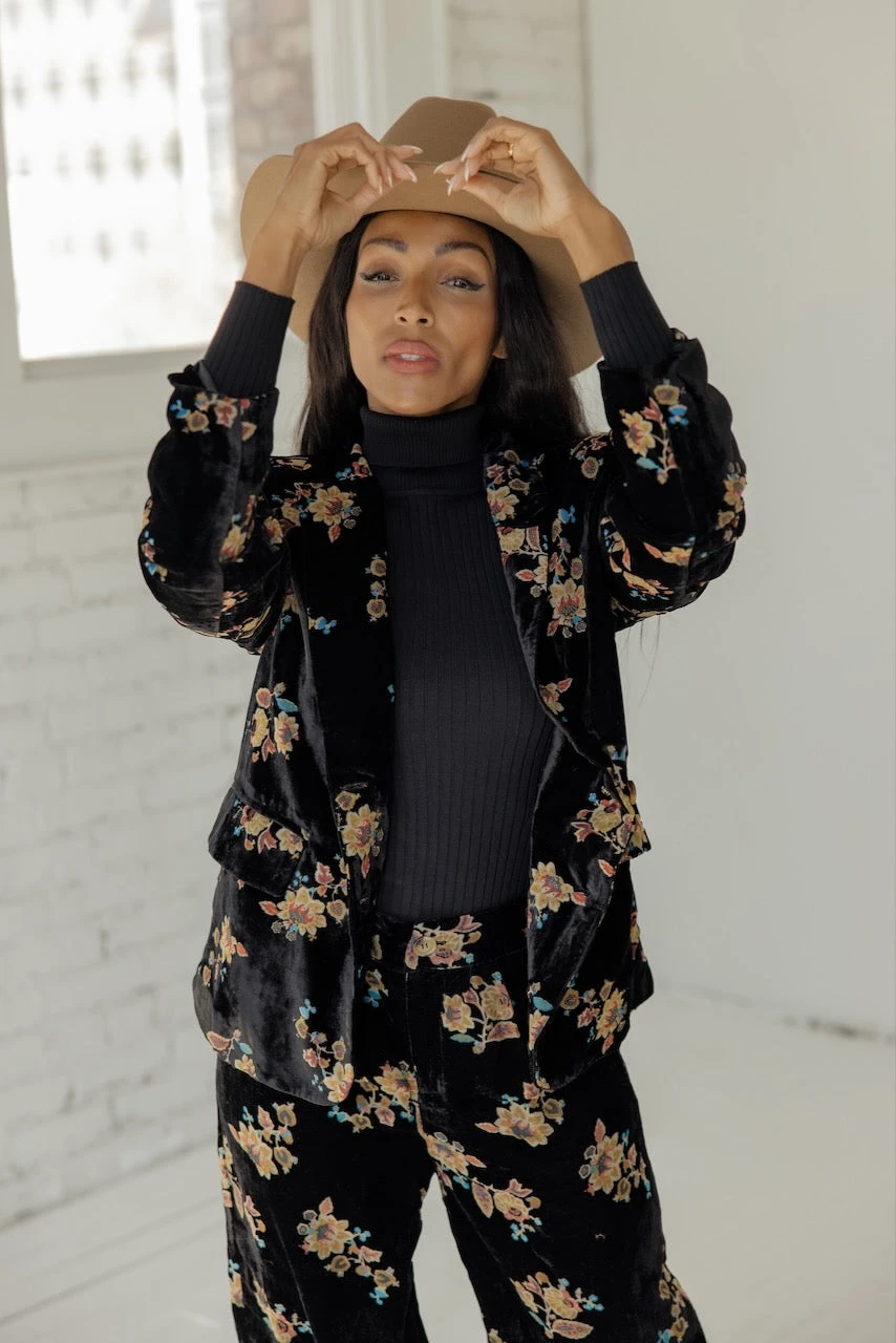 Crowd Of Thousands Floral Blazer - Image 8