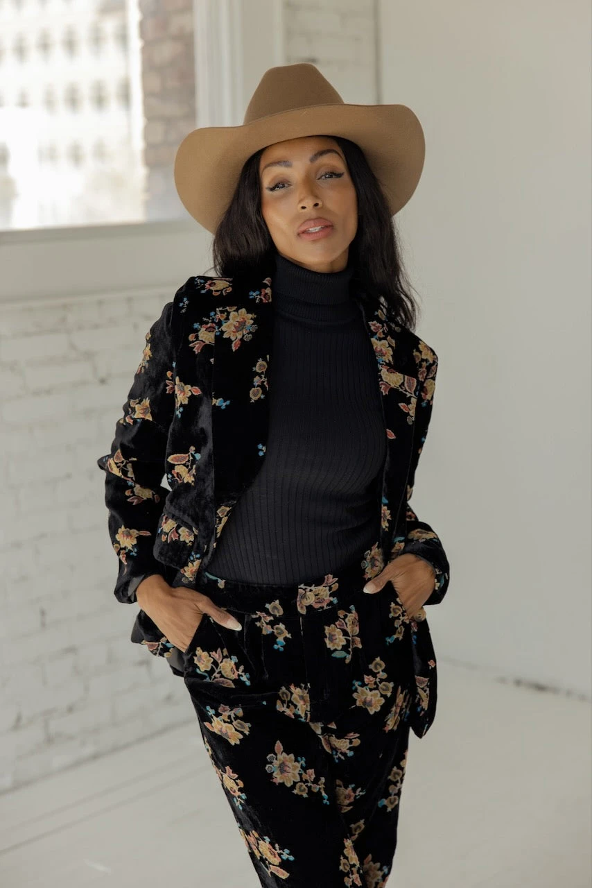 Crowd Of Thousands Floral Blazer - Image 14