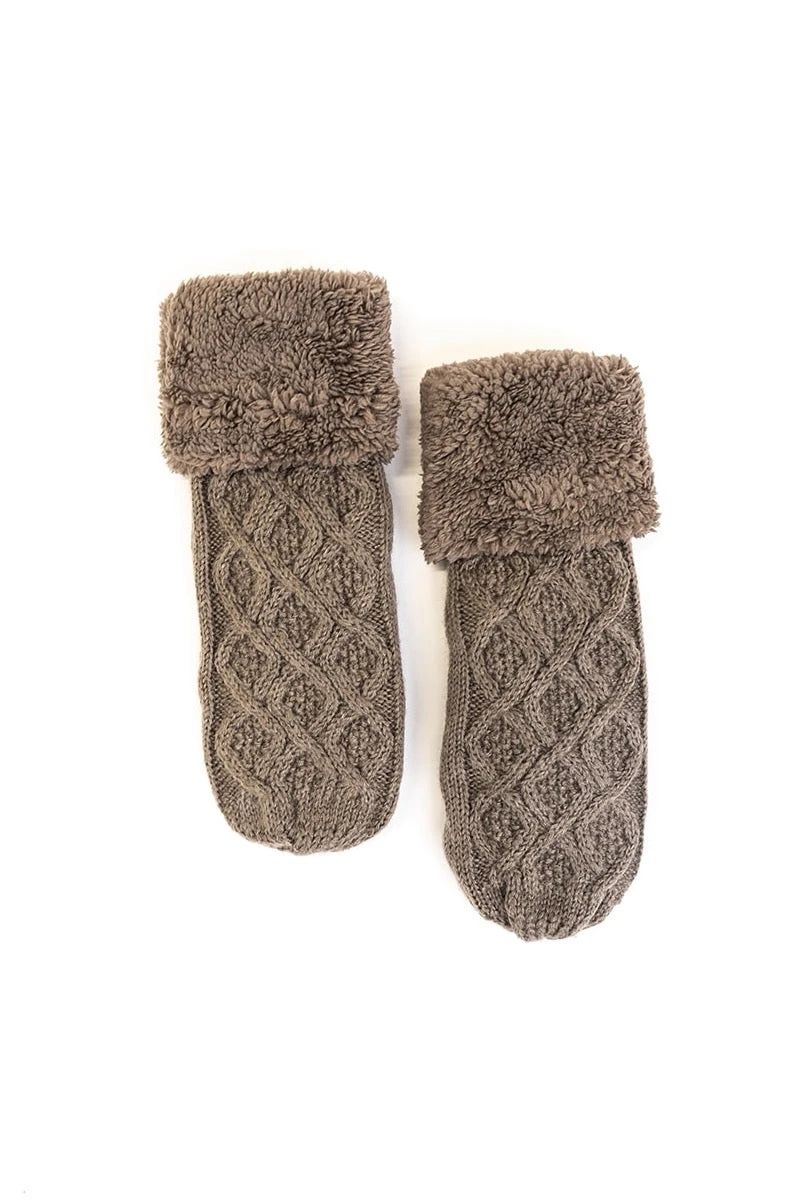 Fingers Crossed Cable Knit Mittens - Image 6