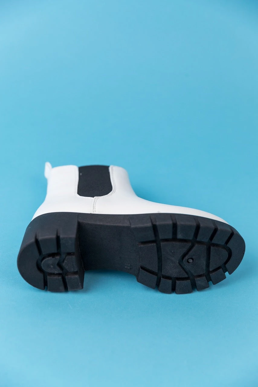 Madi Chelsea Boot - Image 6