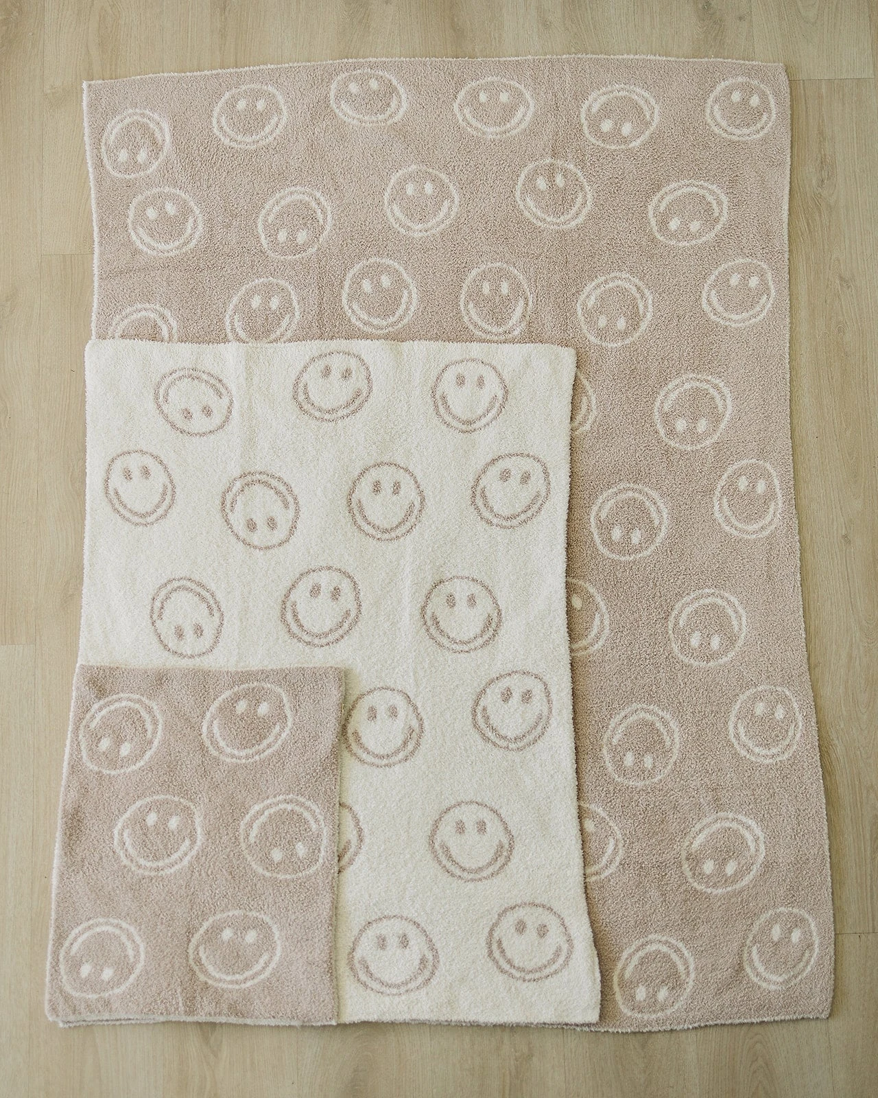 Smiley Taupe Plush Blanket - Image 6