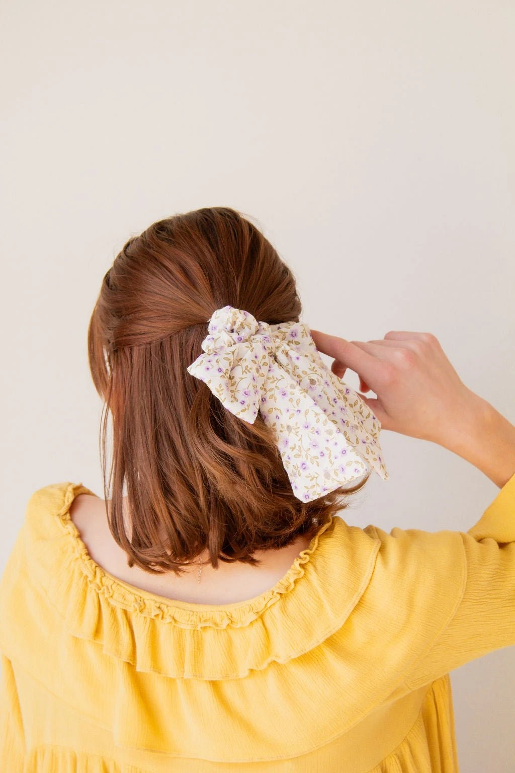 Lilac Fields Long Bow Scrunchie - Image 4
